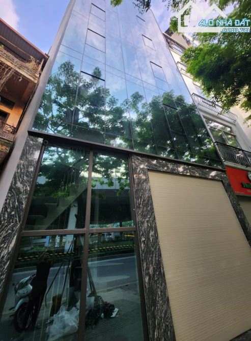 Siêu VIP mặt phố Phạm Văn Đồng Bắc Từ Liêm. Sổ 32m, 9 tầng MT6m4 Giá 20 tỷ