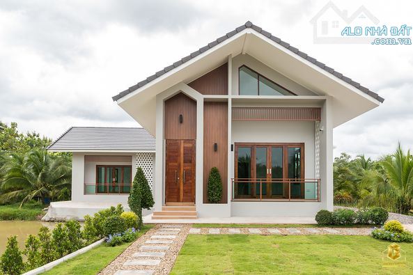 - Bán nhà đường Nguyễn Thuật – Ngay CV Yên Thế, Bắc Sơn. DT 90M2 – Giá 5.35 Tỷ TL.