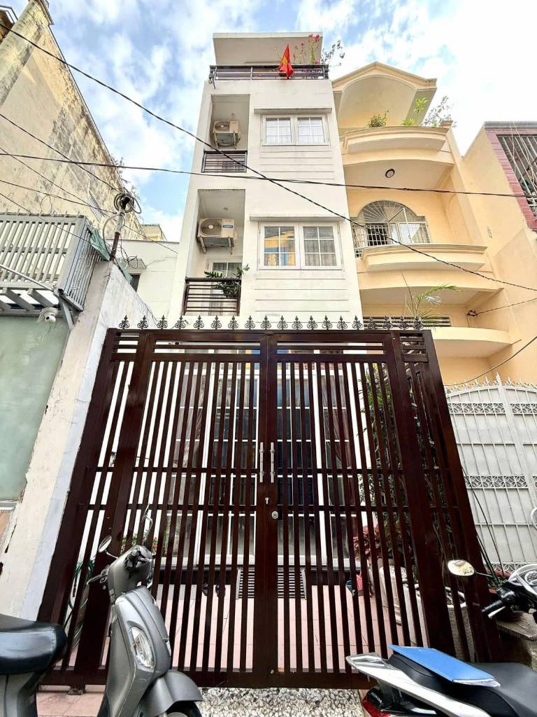 Bán nhà HXH Nam Kỳ Khởi Nghĩa Quận 3, 3.5x18m CN 60m2, 4 tầng chỉ nhỉnh 11 tỷ