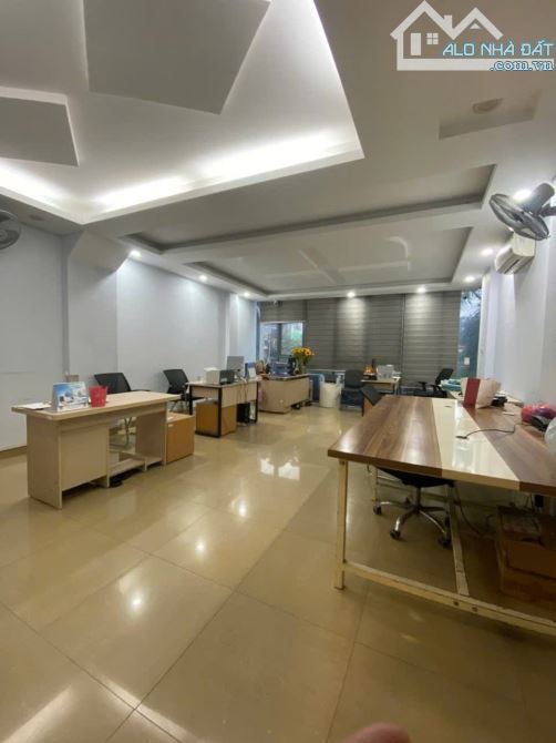 Nhà VIP Đống Đa - 63m2 MT 5.8m - 8 tầng view hồ vượng khí ngập tràn - chỉ hơn 500 trđ/m2