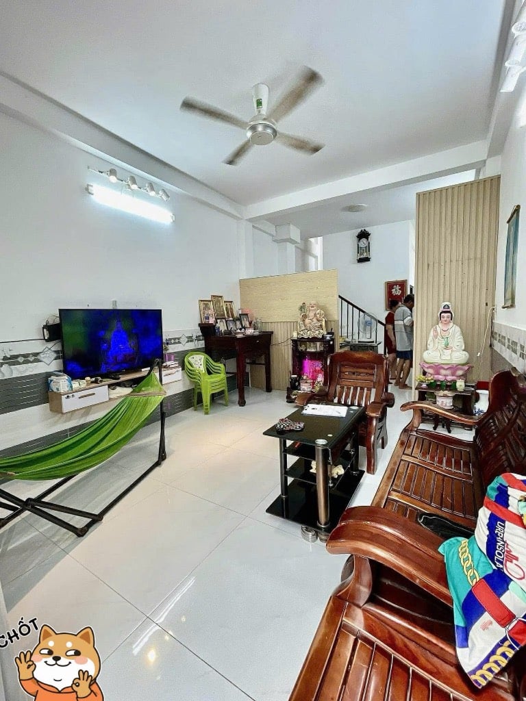 Bán nhà Nguyễn Văn Luông Quận 6, kế bên vòng xoay Phú Lâm, 4 tầng hẻm 6m xe hơi, nở hậu đẹp