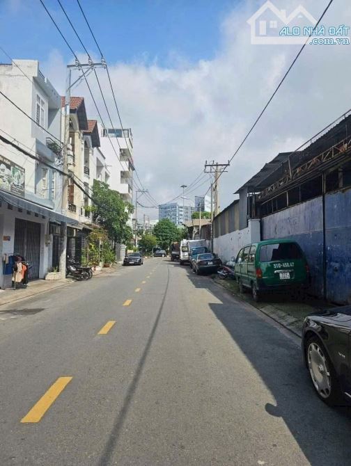 XƯỞNG MT ĐÔNG HƯNG THUẬN 17 – 2.563m² – DÒNG TIỀN 110TR/THÁNG – CHỈ 65 TỶ!