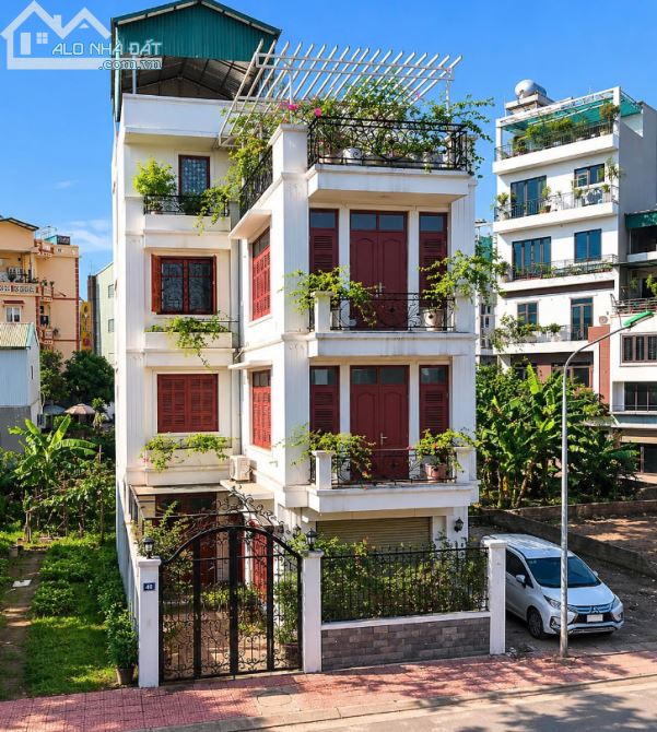 NHÀ LONG BIÊN MT 7M HIẾM - GẦN HỒ, Ô TÔ TRÁNH - GIÁ 19,X TỶ - VÀO NỘI ĐÔ TRONG 20 PHÚT