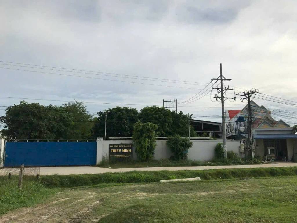 Bán nhà xưởng Đức Hòa Thượng tdt 3000m2 (300m3 thổ, dtxd 2000m2) hẻm beton cont 40f giá 23,5 tỷ