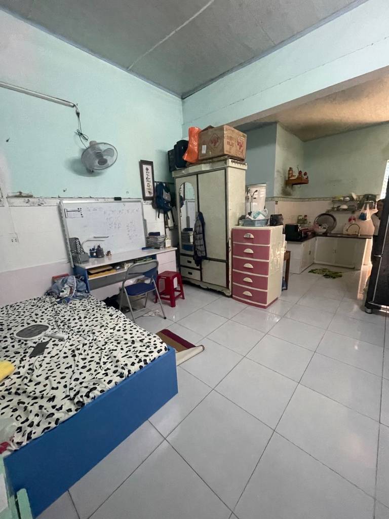 BÁN ĐẤT KIỆT Ô TÔ TRƯNG NỮ VƯƠNG, HẢI CHÂU, NGAY KHU QUÂN ĐỘI, SẴN NHÀ CẤP 4 NHỈNH 5 TỶ