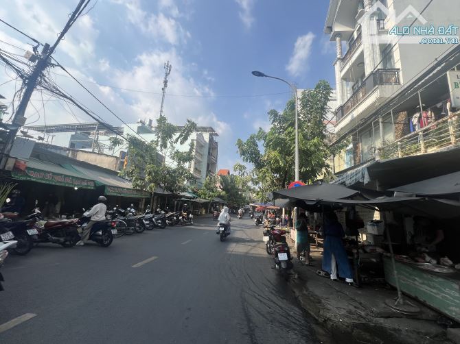 Bán gấp mặt tiền Phạm Văn Bạch 250m2 kinh doanh sầm uất