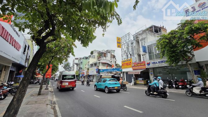 NHÀ MẶT TIỀN ĐINH TIÊN HOÀNG - HDT 90 TRIỆU/THÁNG - CHỈ 17.2 TỶ