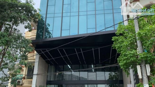 Bán căn building phố Lê Đức Thọ, DT 120m x 11 tầng, mặt tiền 8m, giá 70 tỷ.