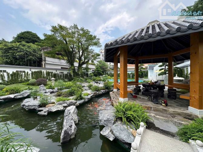 BIỆT THỰ HỒ BƠI ĐƯỜNG TRẦN NGỌC ĐIỆN - P THẢO ĐIỀN - DT: 51M X 19M - DTCN 971M2 - 220 TỶ