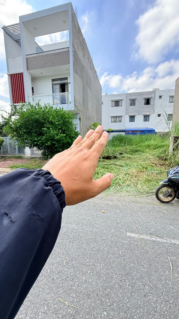 Bán đất mặt tiền KDC Khang An Resident, 136.5m2 ngang 6.5x21m full thổ, nền biệt thự lớn
