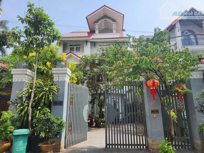 Bán Biệt Thự Khu Villa Hoa Hồng, Đường 12, P. An Khánh DT: 10x20m- Hướng Tây chỉ 62 tỷ