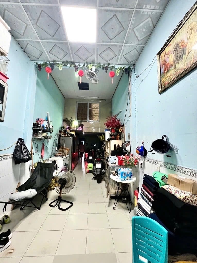 Bán nhà Hồng Bàng Quận 6, mặt tiền kinh doanh, dt 61m2, 3PN, sổ riêng, giá 6 tỷ