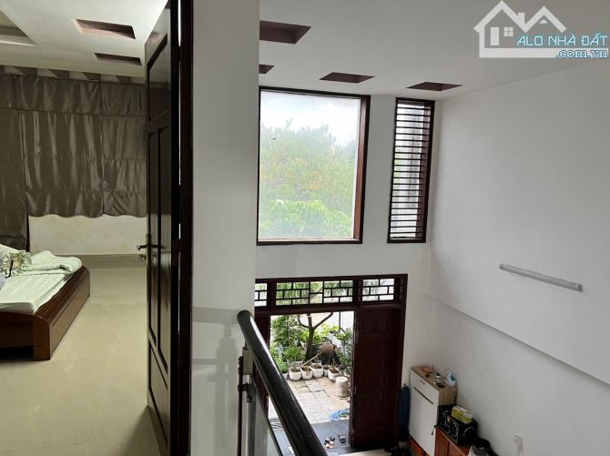 Bán nhà 3 tầng MT Võ Nguyên Giáp diện tích 187m2 ngang 7m