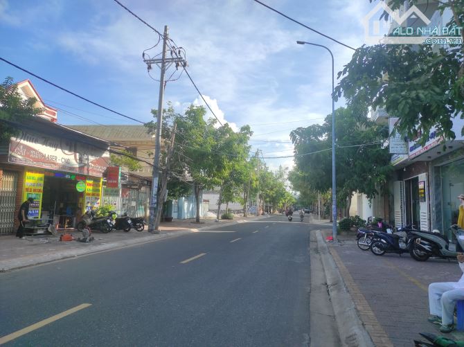 CHỈ HƠN 5 TỶ CHO CĂN NHÀ 3 TẦNG NGAY TRƯỜNG CẤP 2 NGUYỄN TRÃI P10 TP VŨNG TÀU