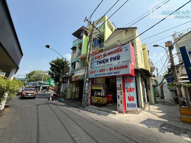 Căn góc 2 mặt tiền 240/7 Nguyễn Văn Luông P11 Quận 6 DT 4.4x9m trệt 1 lầu giá 5,3 tỷ cònTL