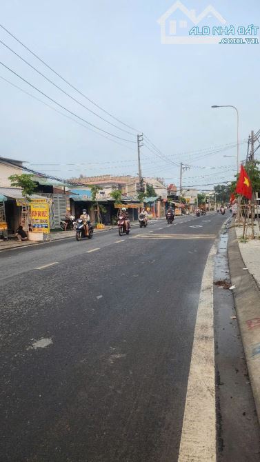 XƯỞNG MẶT TIỀN PHẠM THỊ GIÂY – 8x36 – TRỆT LẦU – DÒNG TIỀN SẴN – CHỈ 20 TỶ