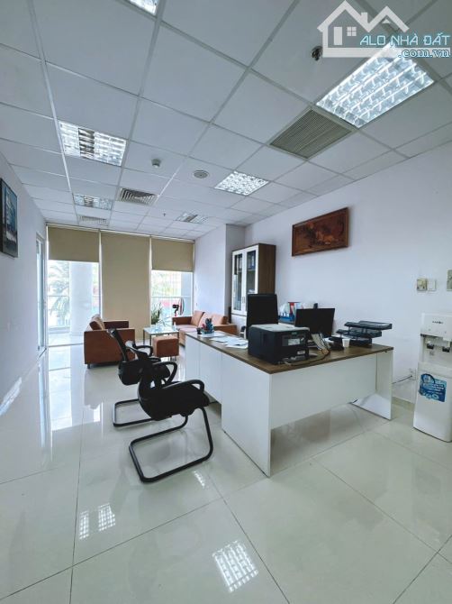 Siêu hiếm.Bán nhà xưởng 11.000m2 đóng thuế 1 lần trong KCN Amata Biên Hoà. Giá 4 triệu usd