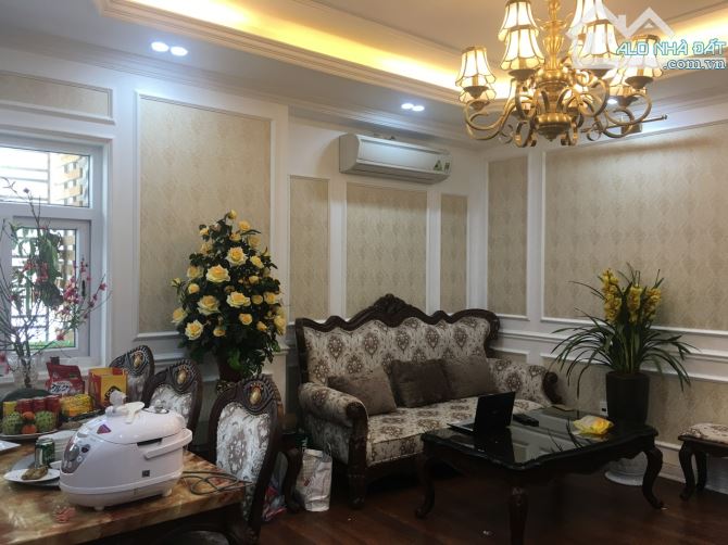 Bán chung cư Học Viện Quốc Phòng Hồ Tây, lô góc, 106m2, tầng 10, 3 ngủ, giá nhỉnh 10 tỷ