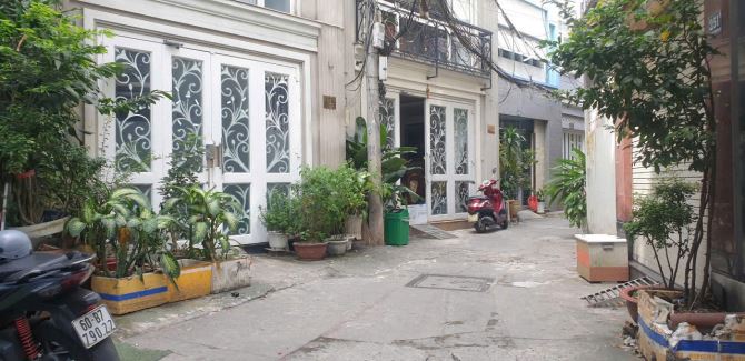 CHDV 8P ngay Nguyễn Thị Minh Khai Cầu Thị Nghè 5.6x14.5m 5 tầng 19.3 tỷ