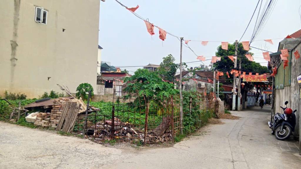 BÁN ĐẤT LÔ GÓC VÙNG LÕI VINHOMES BÌNH MINH, THANH OAI, VỊ TRÍ ĐẸP, NGÕ THÔNG, CHỈ 3.3 TỶ