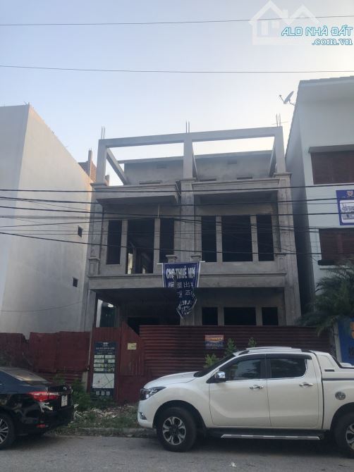 BT 3 TẦNG PHỐ ĐẶNG VĂN NGỮ. MT12. S=180m2. GIÁ 27 TỶ. ĐB – HUYỀN QUANG – CẠNH PARKVIEW