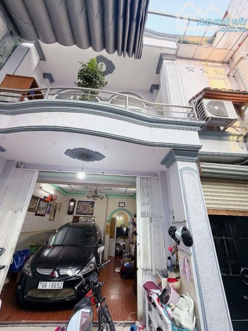 BÁN NHÀ NGUYỄN QUÝ ANH, TÂN SƠN NHÌ - ÔTÔ NGỦ NHÀ - GẦN 100M2, NGANG HƠN 6M - HƠN 9 Tỷ