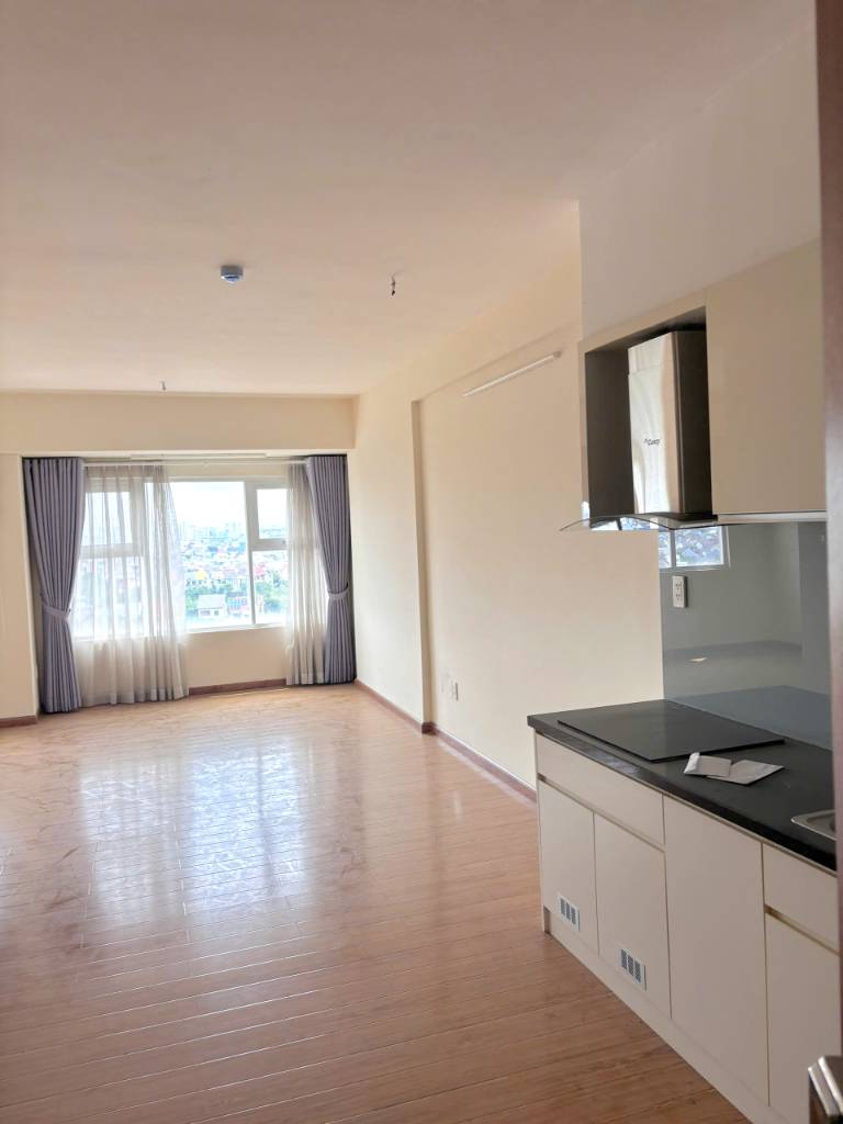 BÁN CĂN HỘ FLORA FUJI, NHÀ MỚI 99%, TẦNG TRUNG, VIEW THOÁNG ĐẸP, SẴN SỔ HỒNG