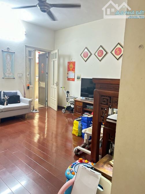 Bán căn hộ 2 ngủ chung cư Bộ Quốc Phòng ngõ 120 Hoàng Quóc Việt,Bắc Từ Liêm chỉ 5,8 tỷ