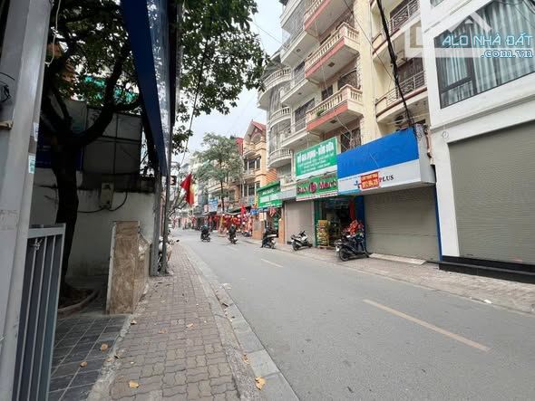 TÒA NHÀ VĂN PHÒNG MẶT PHỐ NGUYỄN NGỌC NẠI - THANH XUÂN 180m 9 TẦNG MT 7m - CÓ HẦM