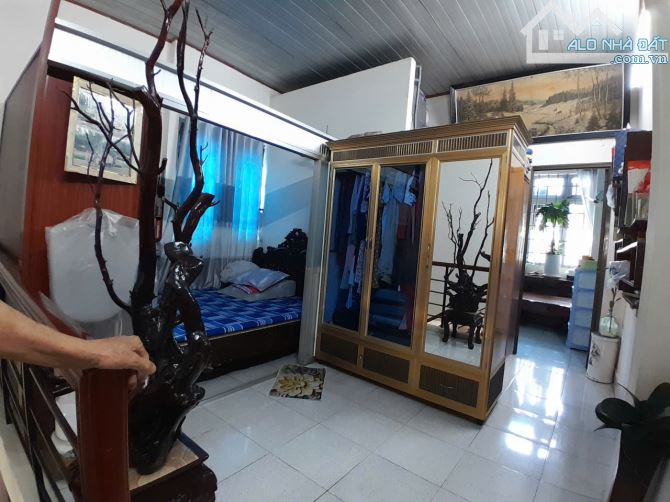🔥BÁN NHÀ 2 MẶT TIỀN – HẺM 10M CÓ VỈA HÈ – PHƯỜNG 10 -VŨNG TÀU🔥