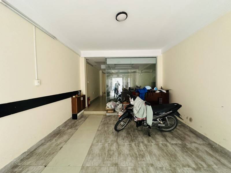 Bán nhà HXH Nguyễn Văn Thương, Bình Thạnh, dt 4x20m, 3 tầng, chỉ 18.7 tỷ