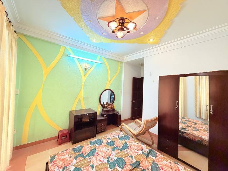 Đường VIP, bán nhà HXH Nguyễn Công Hoan, Phú Nhuận, 4x15m 5 tầng, chỉ 10.5 tỷ