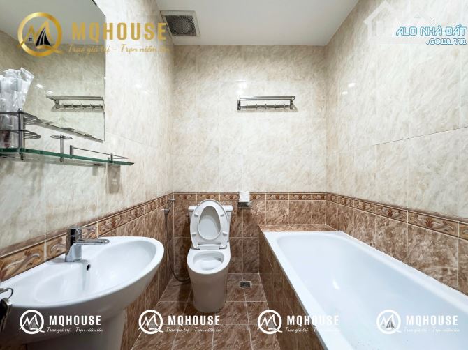 Bán nhà 2 mặt tiền Thái Văn Lung - Lê Thánh Tôn (5.8m x 10m) HĐT 105 triệu/th chi 31,5 tỷ