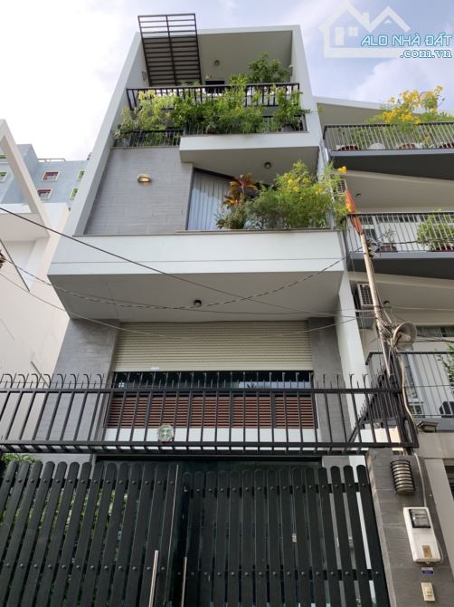 Bán nhà MT đường Bến Cát, P7, Tân Bình - DT: 4x23m - nhà 5 tầng BTCT. Giá 15 tỷ TL