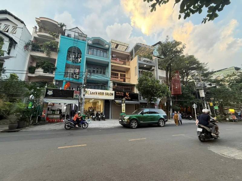 Bán nhà mặt tiền Võ Oanh, Bình Thạnh, dt 88m2, 4 tầng, chỉ 35 tỷ