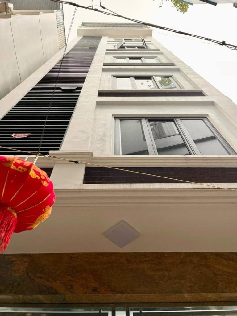 BÁN ĐẤT PHỐ XÃ ĐÀN, TRUNG TÂM ĐỐNG ĐA, SẴN NHÀ 82M2 Ô TÔ 7 CHỖ VÀO NHÀ, XÂY TOÀ NHÀ KINH DOANH