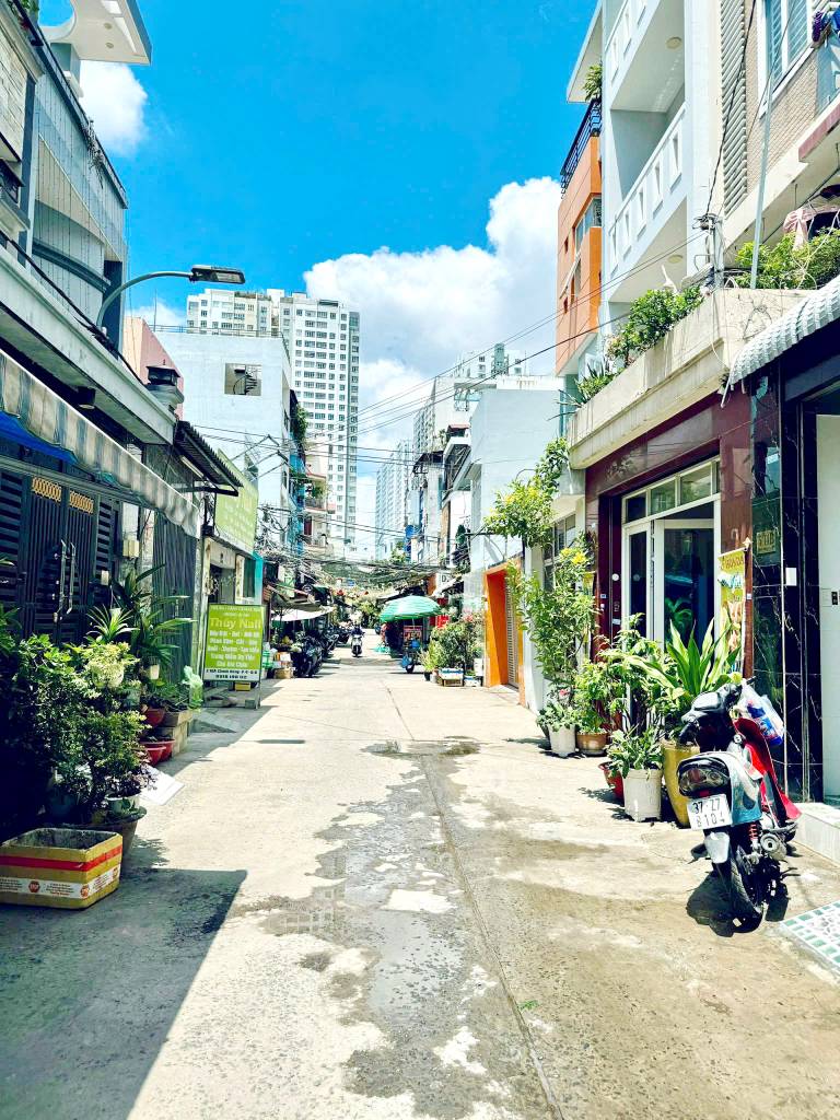 BÁN NHÀ 2 TẦNG HXH ĐƯỜNG TÁM DANH, GẦN TTTM PARC MALL QUẬN 8, GÓC 2 MẶT TIỀN