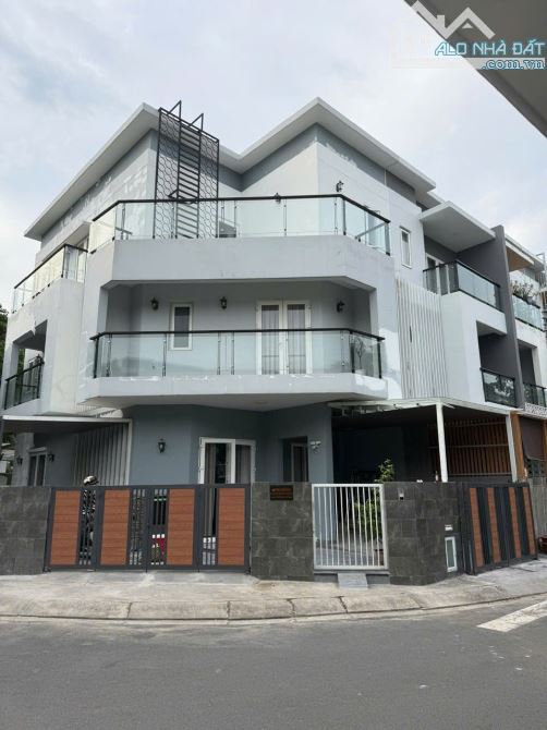 GIẢM CÒN-16,8 TỶ- BÁN GẤP BT GÓC 2 MT ,KHU KHANG ĐIỀN,p. phú hữu,Q9, TP.thủ đức-149m2