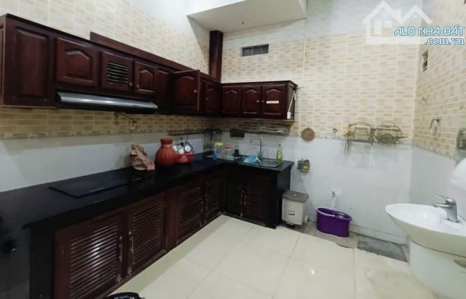 CHDV KỀ HOÀNG DIỆU 2 LINH TRUNG- HXH NÉ NHAU- 8 PHÒNG- 22TR/ THÁNG- 104M2- NHỈNH 9 TỶ