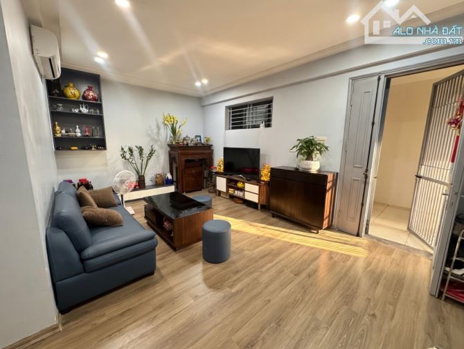 BÁN CHUNG CƯ VIỆT HƯNG LONG BIÊN, 3 NGỦ 2 VS, 83M2, GIÁ 5.12 TỶ