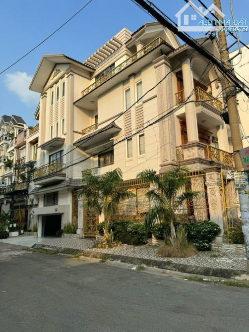 Biệt thự! Căn góc 2MT Khu TÊN LỬA - Bình Tân. Ngang 9m X 20m, 3 tầng, sân thượng, nhà mới