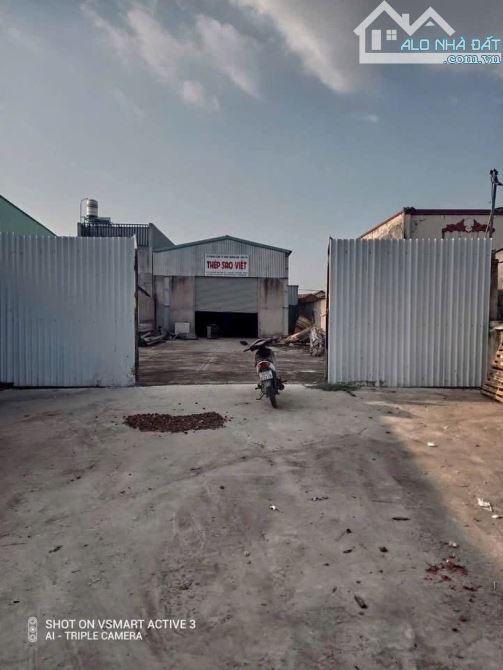Bán kho hai mặt tiền đường vườn thơm bình chánh giá 9,5 tỷ