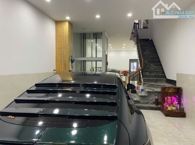 NHÀ XUÂN THUỶ - 100M2 - 4 TẦNG - THANG MÁY - GẦN CÔNG VIÊN - GIÁ 15.1 TỶ