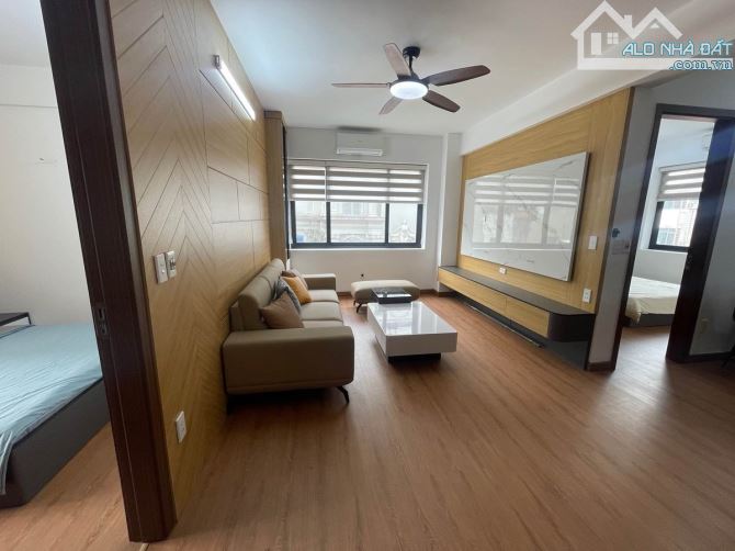 Bán căn hộ chung cư 134 phố Quán Thánh, quận Ba Đình, 63m2, 3 ngủ, nội thất mới, đẹp