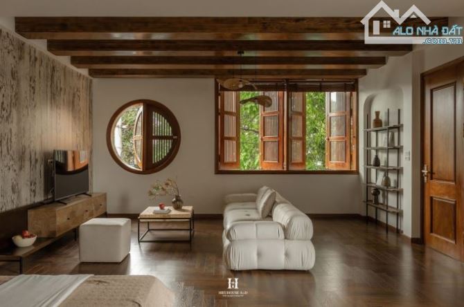 Chủ cần bán gấp biệt thự rẻ nhất khu vực sân bay, Phường 2, Tân Bình.