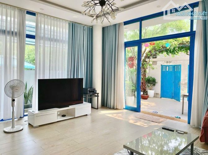 Продаётся дом, 216 м², Ngũ Hành Sơn