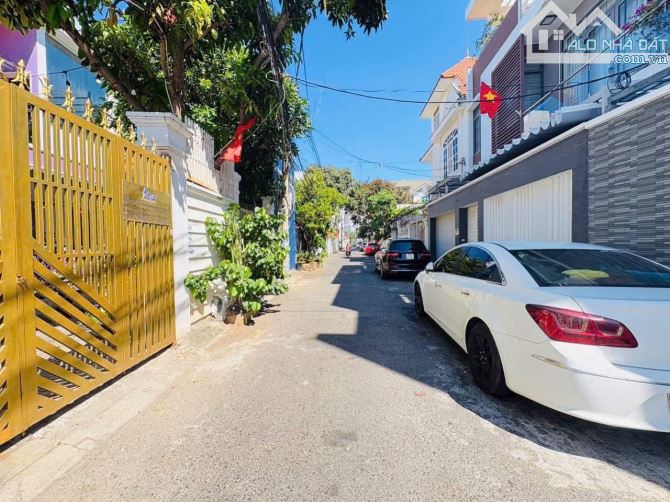BÁN NHÀ SÁT MẶT TIỀN ĐƯỜNG NGANG 7,3m cực đẹp hẻm ô tô Phạm Hồng Thái Vũng Tàu 6,99 tỷ