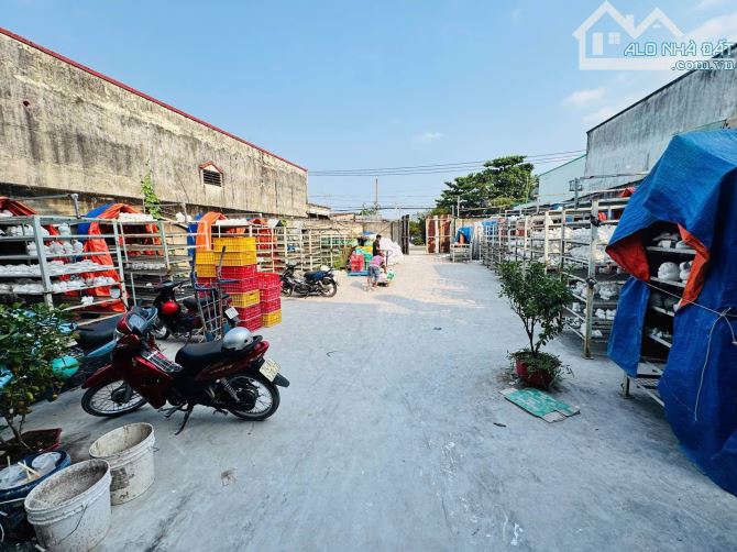 BÁN NHÀ XƯỞNG DIỆN TÍCH LỚN ĐƯỜNG VƯỜN THƠM - XƯỞNG MỚI XÂY - DT 530M FULL THỔ CƯ - CHO TH