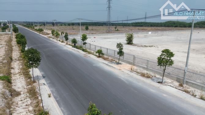 BÁN ĐẤT TRONG KCN NAM TÂN UYÊN BÌNH DƯƠNG (BĐ169)
