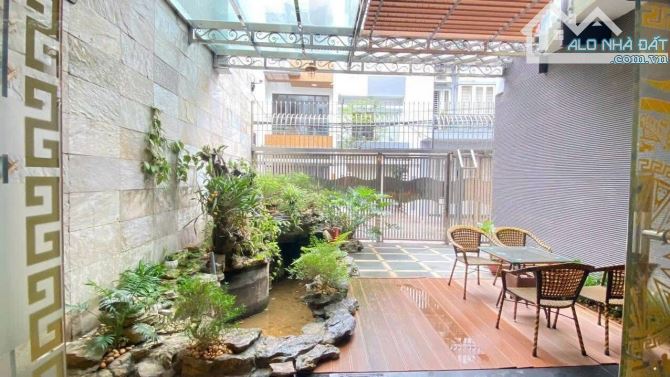 Bán căn Biệt Thự Siêu Đẹp 320m Trung Tâm Lê Chân. Giá 24 tỷ